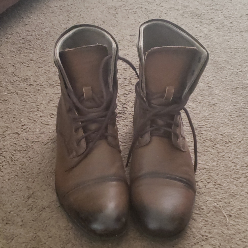Mens apt 9 boots